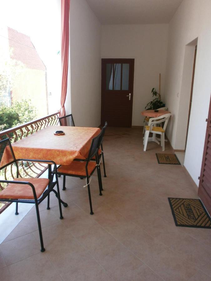 Apartments By The Sea Podgora, Makarska - 12326 Exterior photo