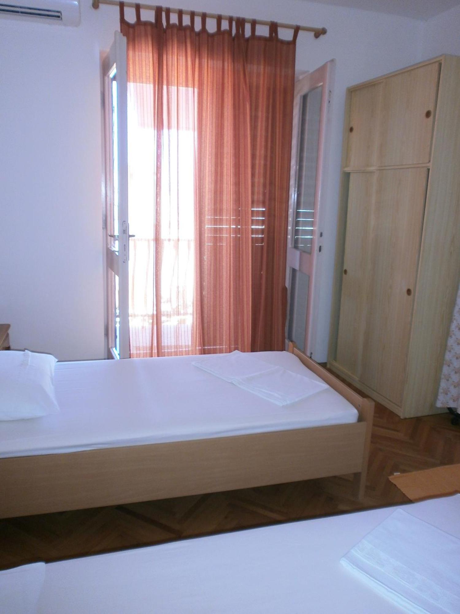 Apartments By The Sea Podgora, Makarska - 12326 Room photo